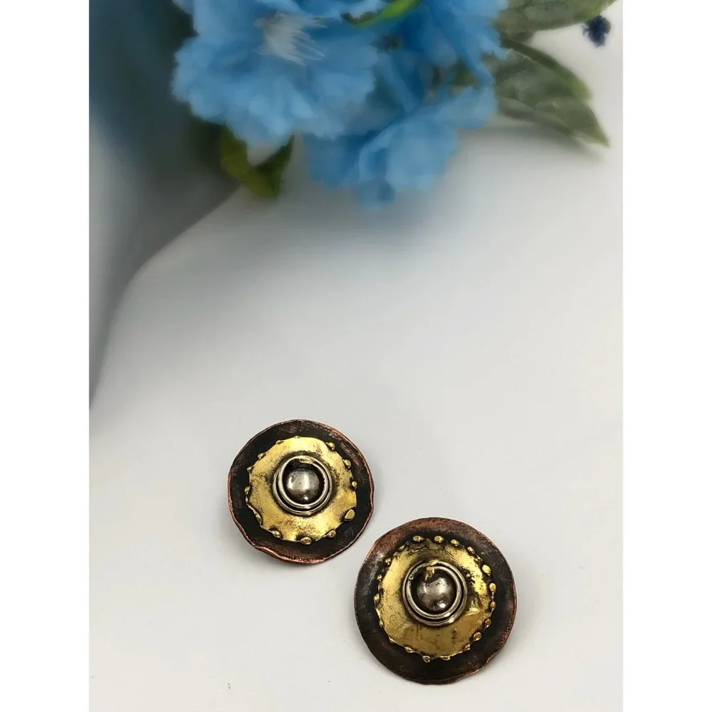 Artisan made, mixed metal pierced earrings - Picture 4 of 5